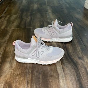 New Balance Gray Fresh Foam sneakers size 6.5